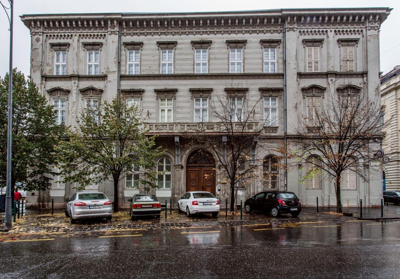 Mickey'S Chain Bridge Apartments Budapest Exterior foto